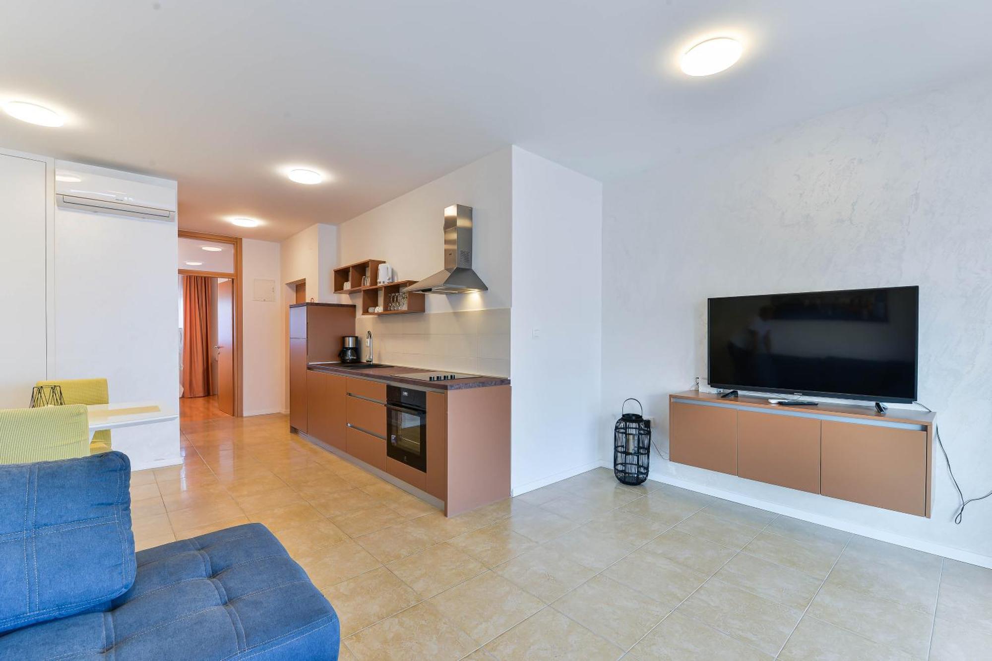 Apartments Laura 1 Привлака Экстерьер фото